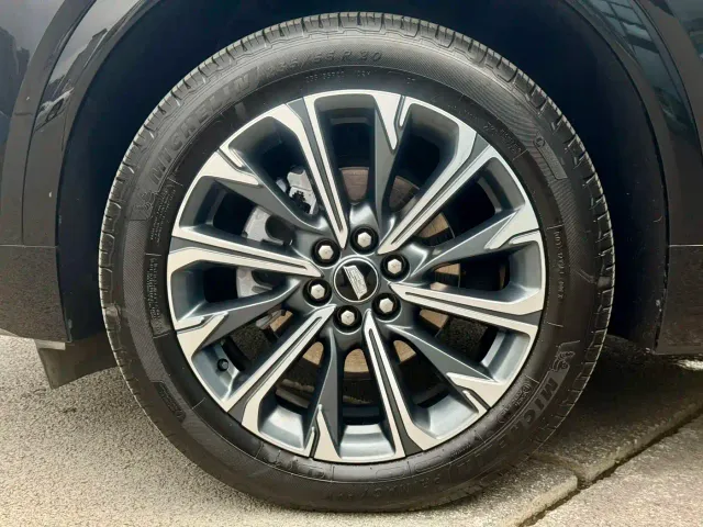 Cadillac XT5 — Фото автомобиля 13