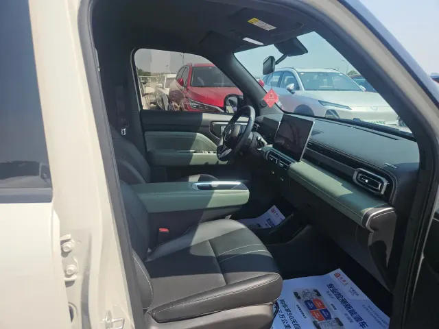 Baojun Yep Plus — Фото автомобиля 9