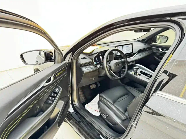 Geely Xingrui — Фото автомобиля 4