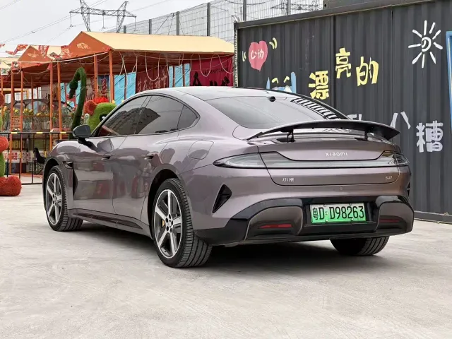 Xiaomi SU7 — Фото автомобиля 9