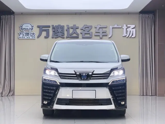 Toyota Vellfire — Фото автомобиля 2