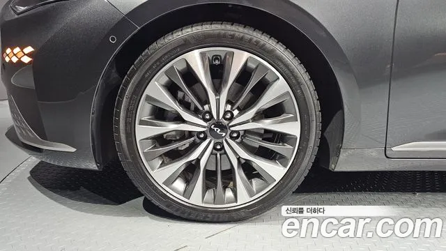 Kia K8 2.5 Бензин 2WD — Фото автомобиля 5