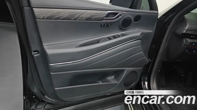 Genesis GV80 — Фото автомобиля 13