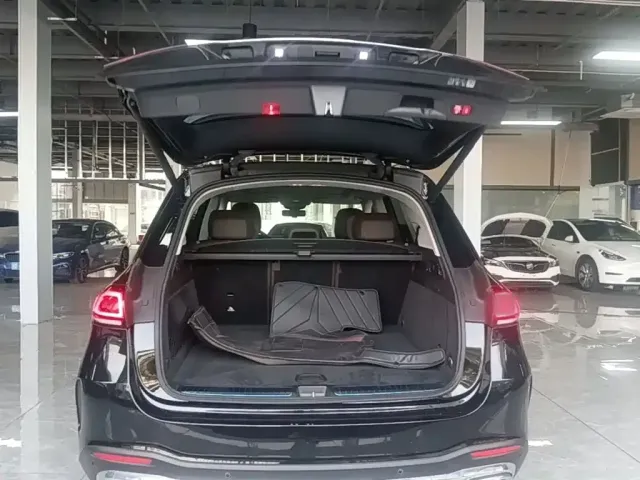 Mercedes-Benz GLE-Class — Фото автомобиля 14