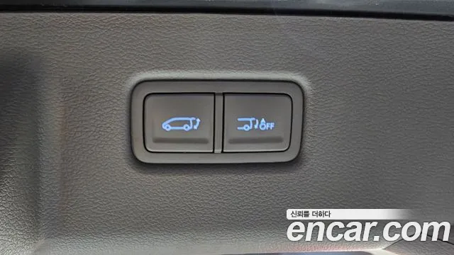 Hyundai Staria Staria 4WD Lounge 9 мест — Фото автомобиля 20