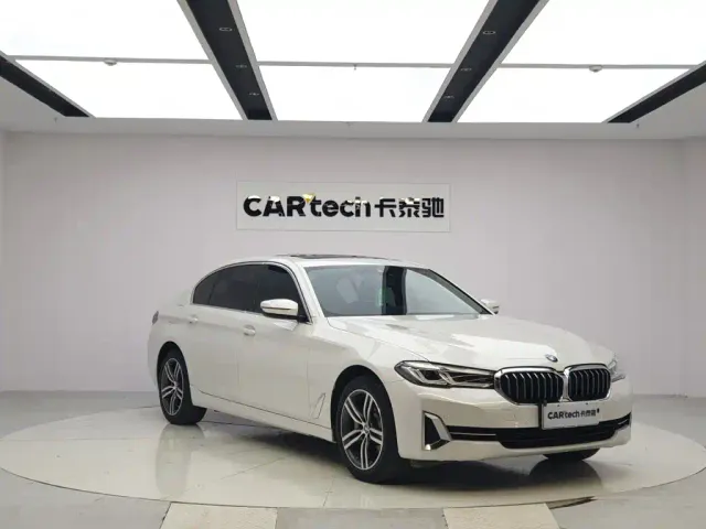 BMW 5 Series — Фото автомобиля 7