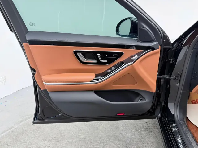 Mercedes-Benz S-Class — Фото автомобиля 7