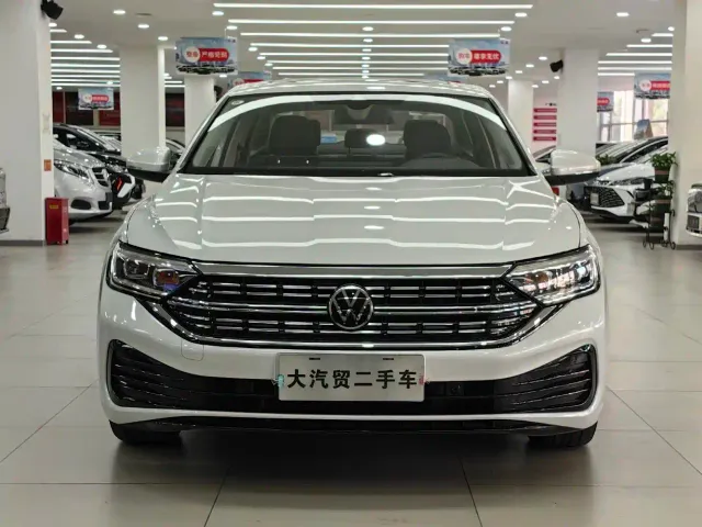 Volkswagen Sagitar — Фото автомобиля 2