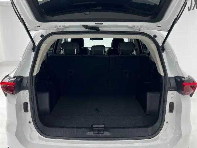 Jetour X70 Plus — Фото автомобиля 11