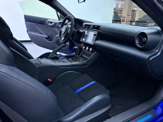 Subaru BRZ — Фото автомобиля 7