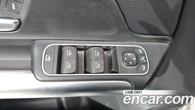 Mercedes-Benz EQA — Фото автомобиля 27