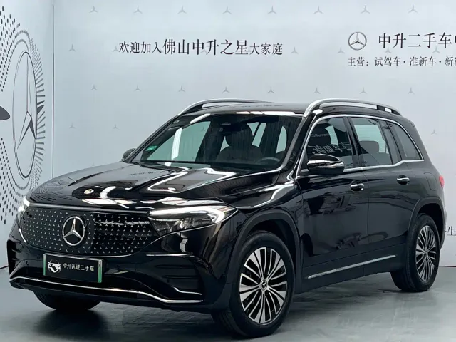 Фотография автомобиля — Mercedes-Benz EQB