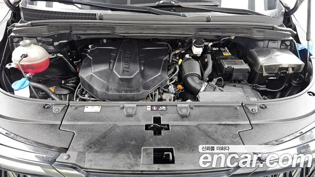 Kia Carnival 4th Gen — Фото автомобиля 9