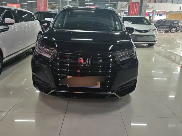 Honda Elysion — Фото автомобиля 2