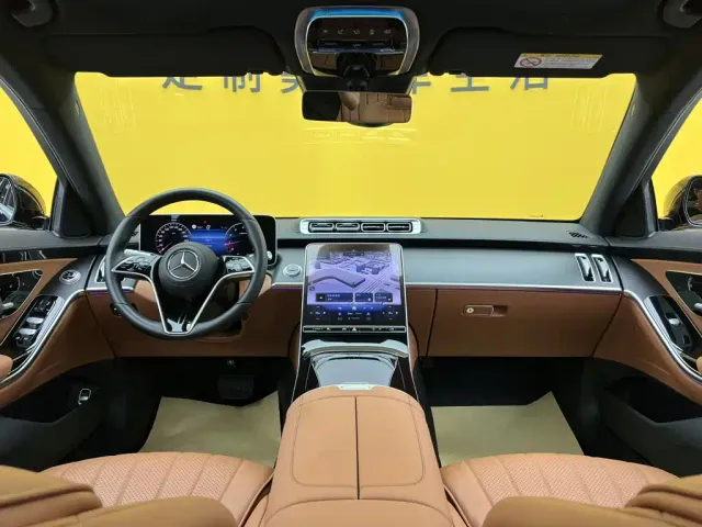 Mercedes-Benz S-Class — Фото автомобиля 14