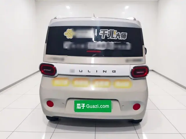 Wuling Hongguang Mini EV — Фото автомобиля 3