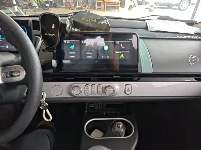 Changan Lumin — Фото автомобиля 12