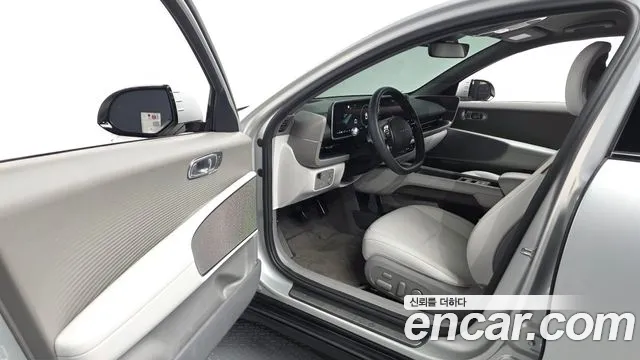 Hyundai Ioniq6 — Фото автомобиля 10