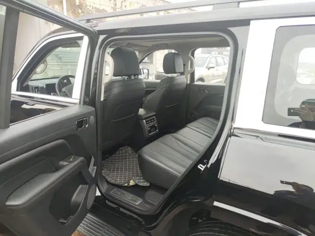 Haval H9 — Фото автомобиля 8