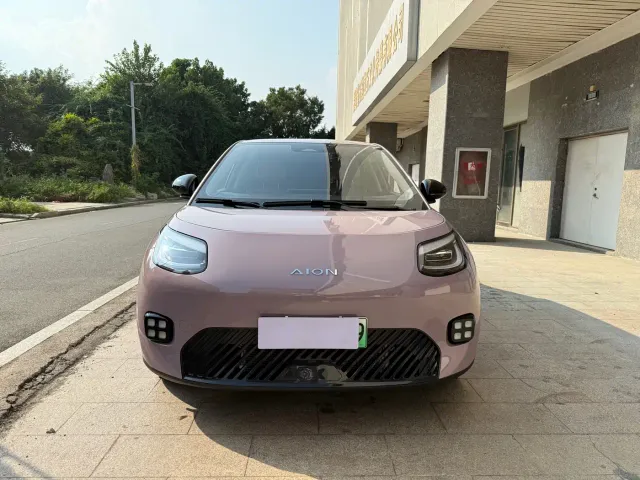 GAC Aion UT — Фото автомобиля 2