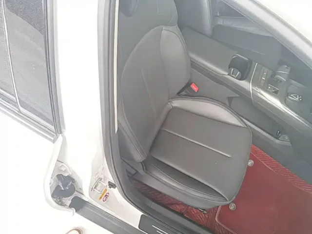 Changan Eado — Фото автомобиля 24