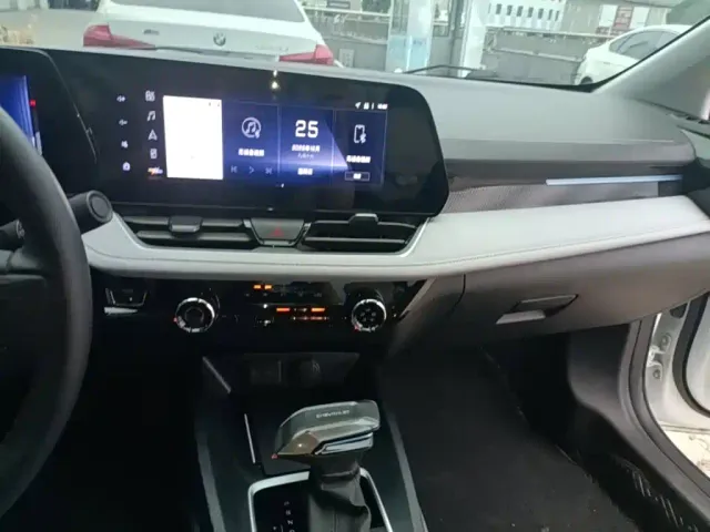 Chevrolet Monza — Фото автомобиля 9
