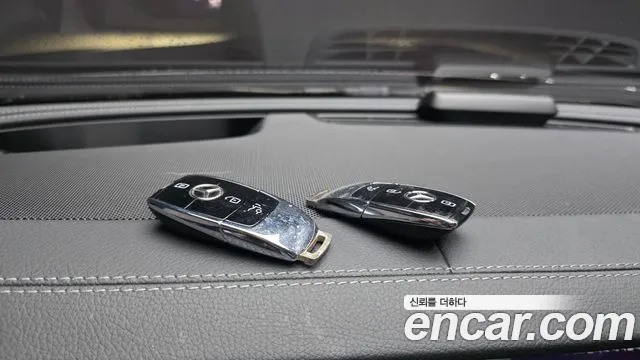 Mercedes-Benz CLS-Class — Фото автомобиля 30