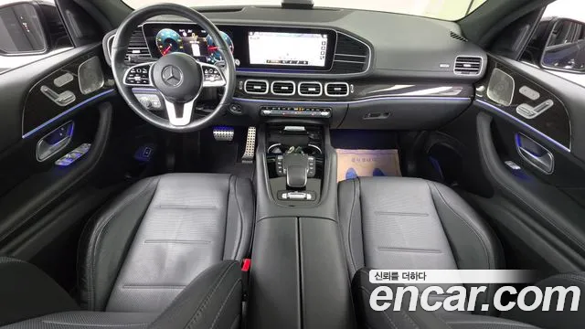 Mercedes-Benz GLE-Class — Фото автомобиля 10
