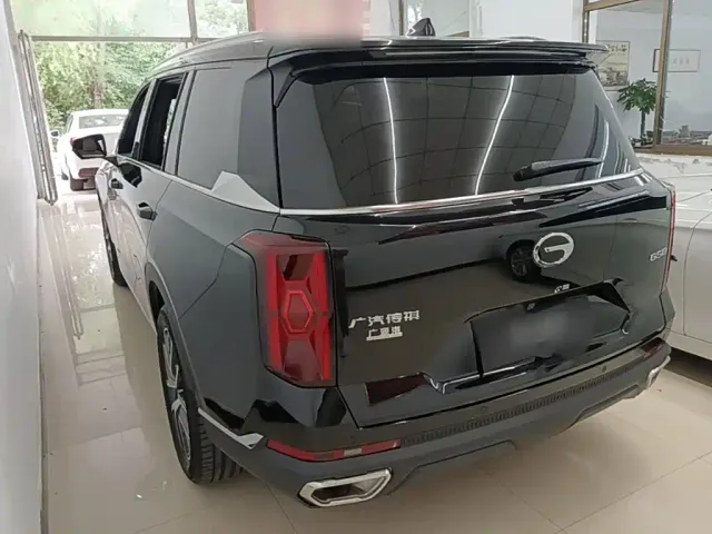 GAC Trumpchi GS8 — Фото автомобиля 4