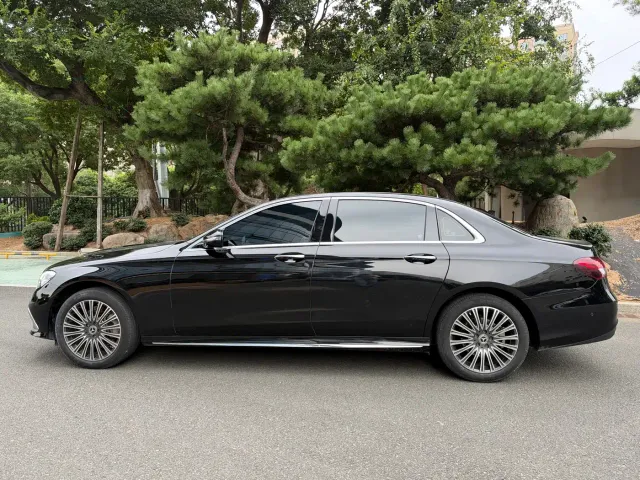 Mercedes-Benz E-Class — Фото автомобиля 15