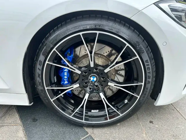 BMW 3 Series — Фото автомобиля 16