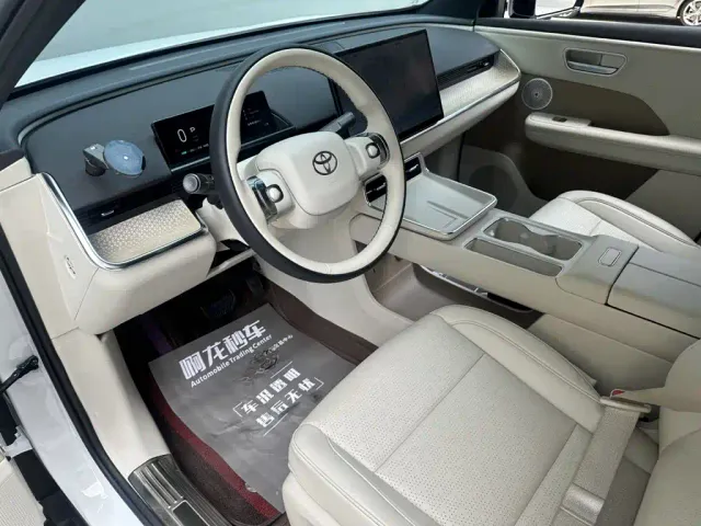 Toyota BoZhi 3X — Фото автомобиля 10
