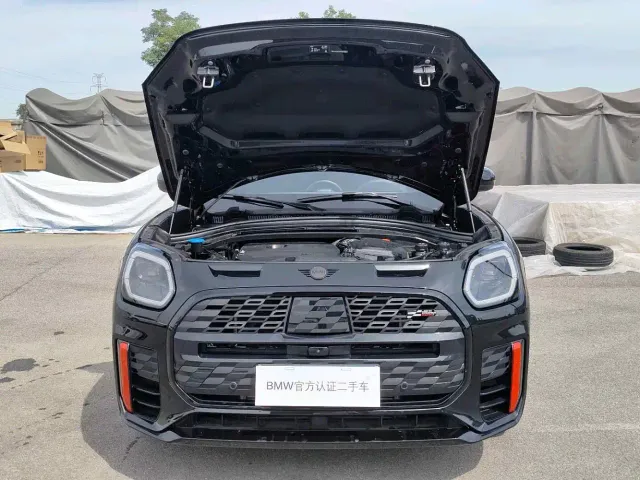 MINI JCW COUNTRYMAN — Фото автомобиля 11