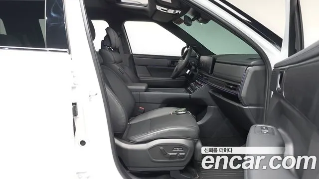 Hyundai Santafe Santa Fe (MX5) Бензин 2.5T 4WD — Фото автомобиля 20