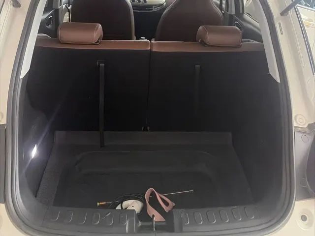 Wuling Bingo — Фото автомобиля 10