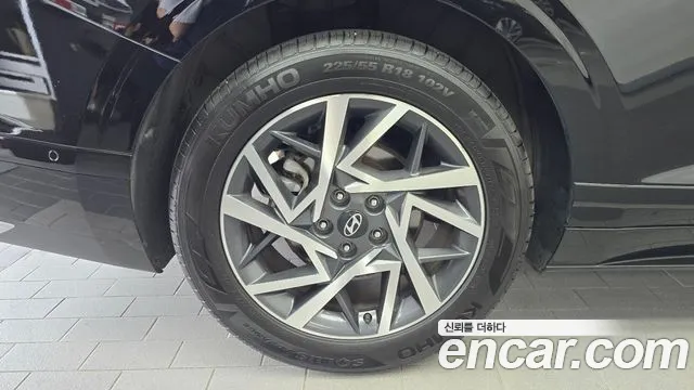 Hyundai Grandeur Grandeur (GN7) 2.5 Бензин 2WD — Фото автомобиля 5