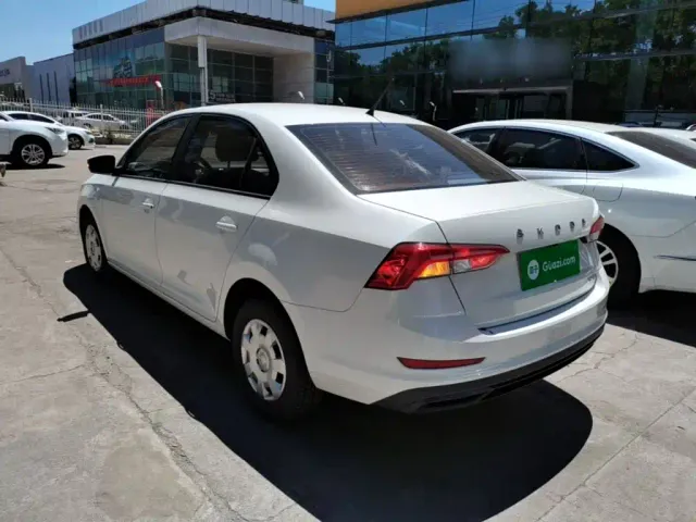 Skoda Rapid — Фото автомобиля 22