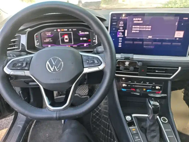 Volkswagen Sagitar — Фото автомобиля 9