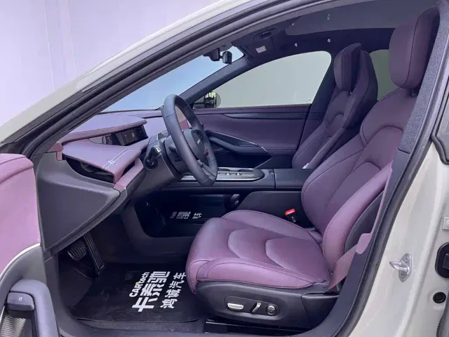 Xiaomi SU7 — Фото автомобиля 14