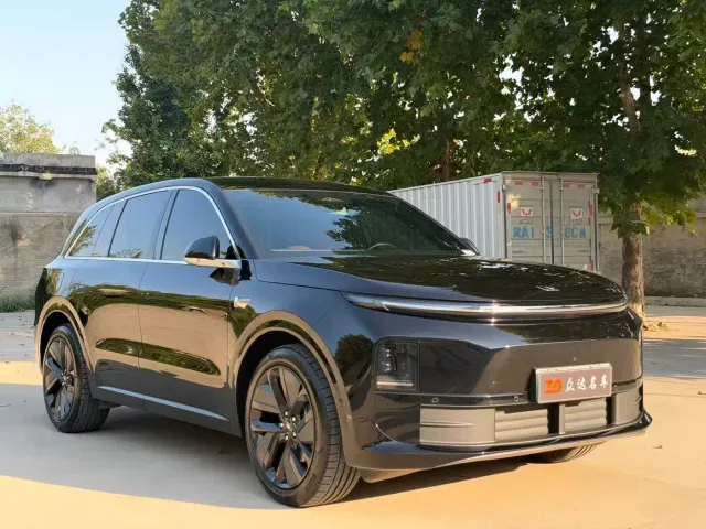 Li Auto L6 — Фото автомобиля 3