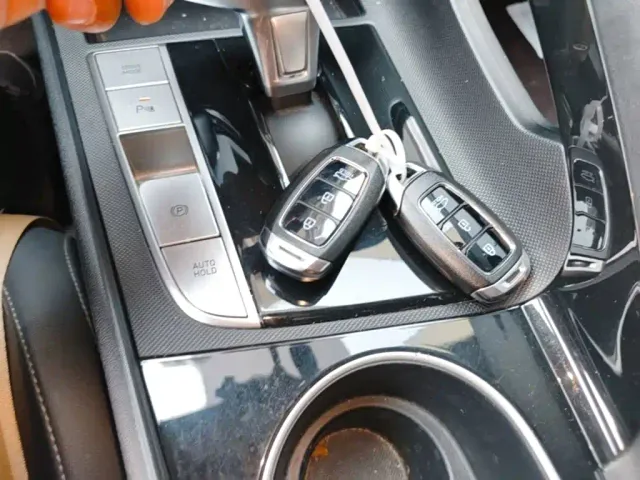 Hyundai Elantra — Фото автомобиля 8