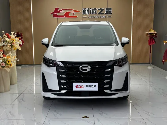 GAC Trumpchi M6 — Фото автомобиля 2