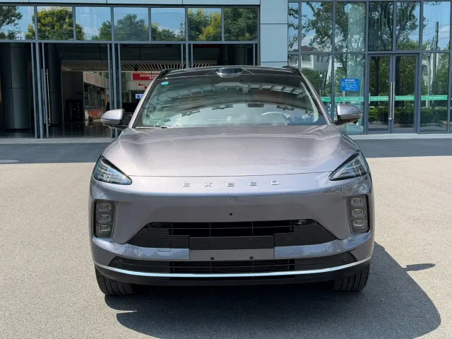 Exeed Starway E05 — Фото автомобиля 2
