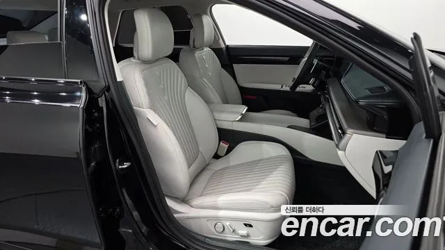 Hyundai Grandeur GN7 — Фото автомобиля 11