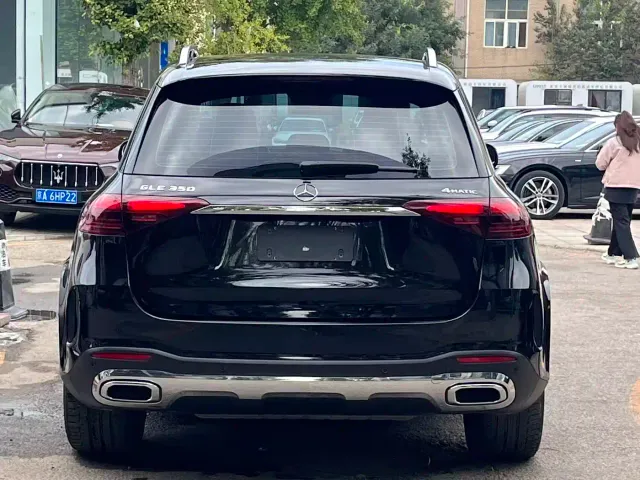 Mercedes-Benz GLE-Class — Фото автомобиля 4