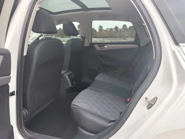 Volkswagen Sagitar — Фото автомобиля 14