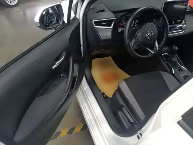 Toyota Corolla — Фото автомобиля 15