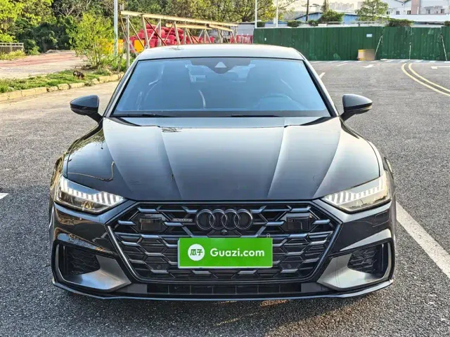 Audi A7L — Фото автомобиля 18