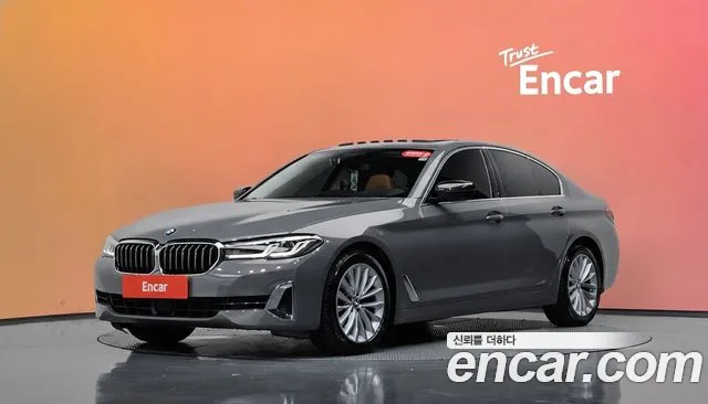 Фотография автомобиля — BMW 5 Series G30
