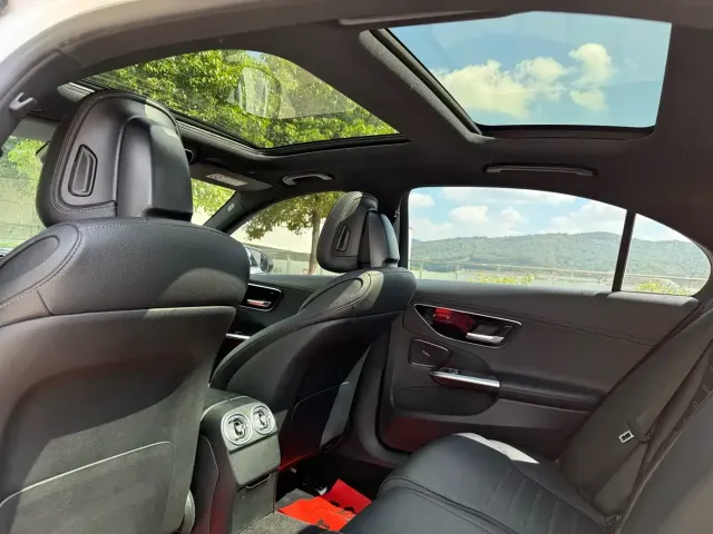 Mercedes-Benz C-Class — Фото автомобиля 16